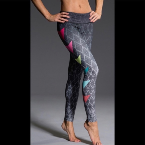 Onzie Set - Picture 2 of 5